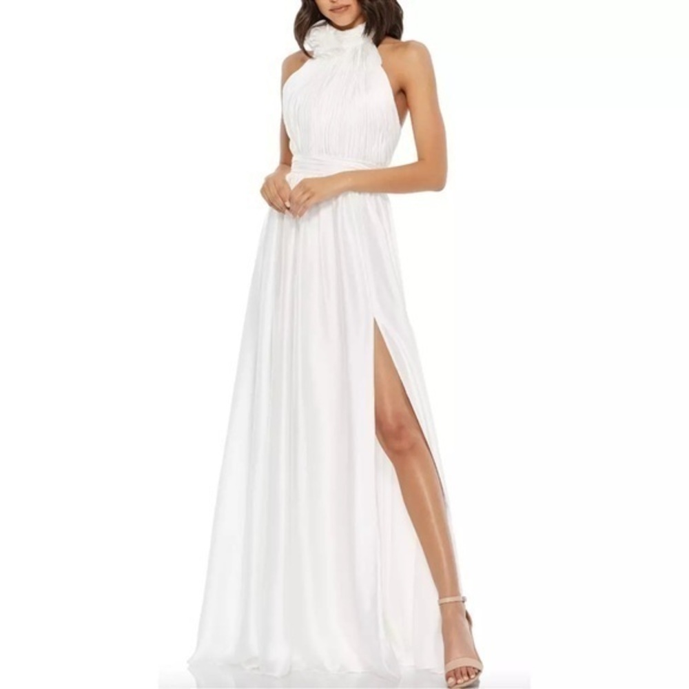 Mac Duggal White Rosette Halter Gown Style Size 4 NWT